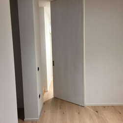 Pivot opening - Interior Doors