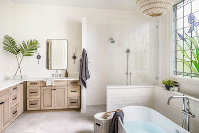 シャーロットにあるトランジショナルスタイルのおしゃれな浴室の写真