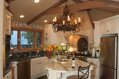 Inspiration for a timeless kitchen remodel in San Francisco