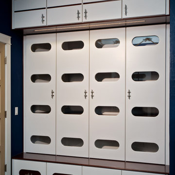 Children's bunk room