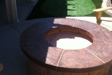 Example of a patio design in Los Angeles