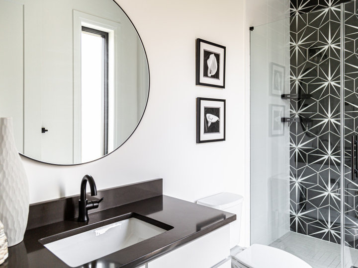 3/4 Bath - Farmhouse Bathroom