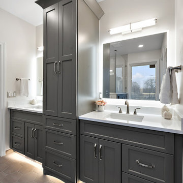 Starmark Maple Chesapeake Primary Bath in Mineral Gray