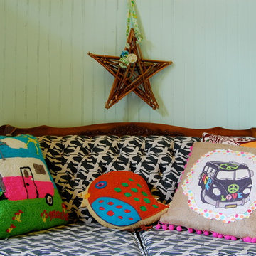 My Houzz: Colorful Vintage Finds fill a Chic Modern Farmhouse