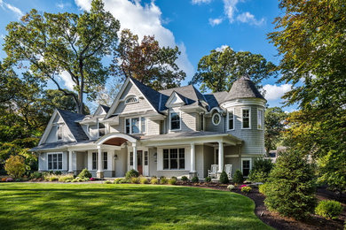 Inspiration for a timeless home design remodel in New York