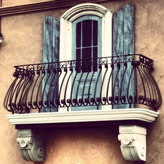 Courtyard Architectural Mouldings & Decor