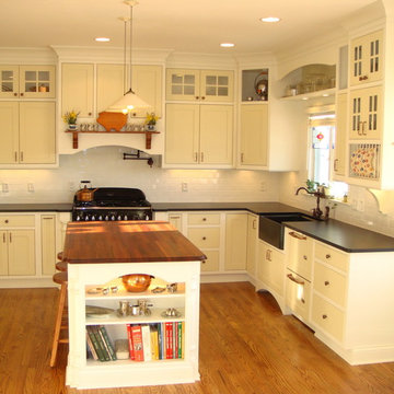 Custom Kitchen w/ Inset Doors ( 2-Tone Paint)
