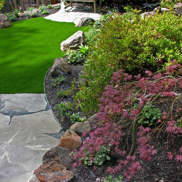 Oakland Hills Rustic Craftsman Side Yard
