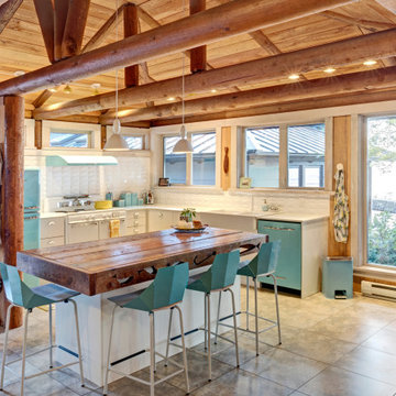 Cheeky Cabin