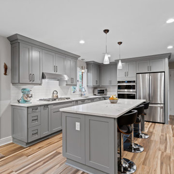 Dazzling Kitchen & Bathroom Makeover