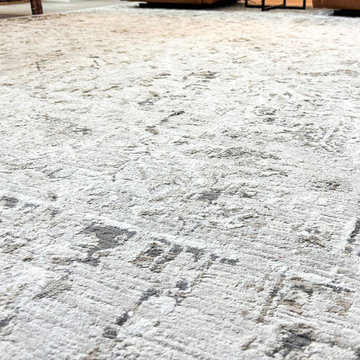 Blending Past and Present for a Fresh Transitional Design