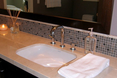 Example of a classic bathroom design in Portland