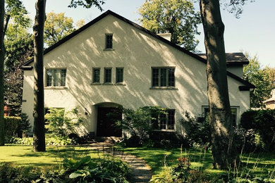 Exterior home idea in Montreal