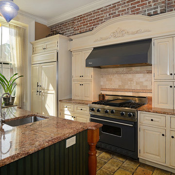 Majestic triplex home in circa 1858 townhouse