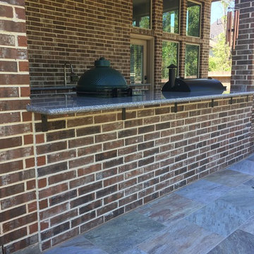 Outdoor Kitchen