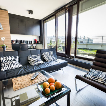 Handsome Highline Bachelor Pad