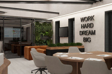 Идея дизайна: рабочее место среднего размера в современном стиле с бежевыми стенами, полом из ламината и отдельно стоящим рабочим столом