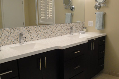 Example of a classic bathroom design in Cincinnati