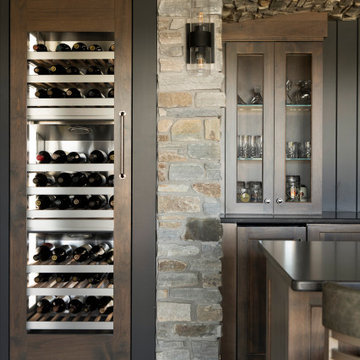 An Inviting Lakeside Gathering Place