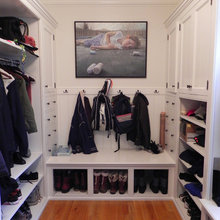 mudroom/ laundry