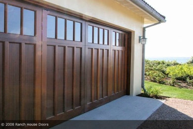 Inspiration for a craftsman garage remodel in Los Angeles