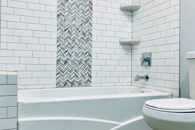 Example of a bathroom design in Baltimore