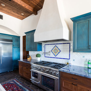 Castillo Residence