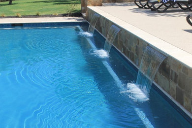 Inspiration for a pool remodel in Austin