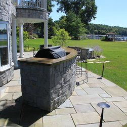 Inland Lake House - Outdoor Grills