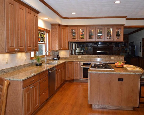 Kitchen Remodel with Oak Thomas Cabinets in Chestnut Stain ...