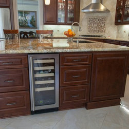 HomeCrest, Jamison, Maple, Sorrel - Kitchen Islands And Kitchen Carts