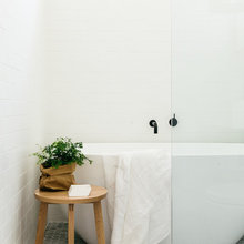 10 Beautifully Minimal Bathrooms