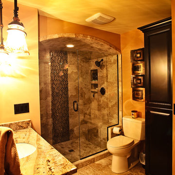 Martin Basement - Guest Bathroom