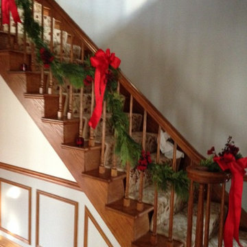 Decorating for Christmas in Illinois