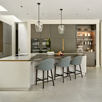Wimbledon Contrasting Contemporary Kitchen