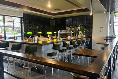 Example of a home bar design in Philadelphia