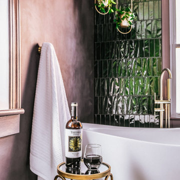 En Suite Primary Bath