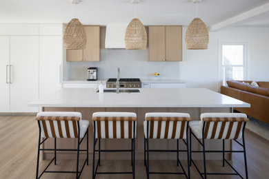 Kitchen photo in San Diego