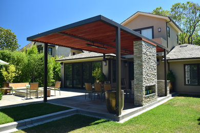Example of a minimalist exterior home design in San Francisco