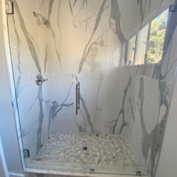 Calavo, La Mesa - Shower Doors