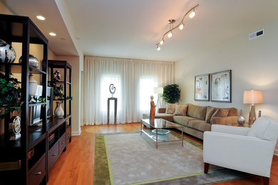 Living room - traditional living room idea in Chicago