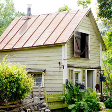 Step Inside a Blacksmith's Home Workshop