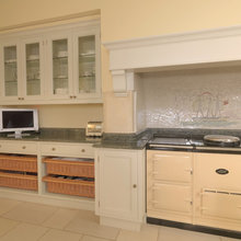 Corner cupboards