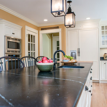 Falls Kitchen