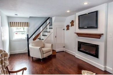 Transitional home design photo in Boston