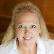 Robin Maillet's photo