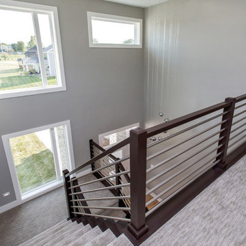 1 1/2 Story Moern Prairie Plan #66118