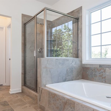 Governor’s Pointe – ONE HOME REMAINING!