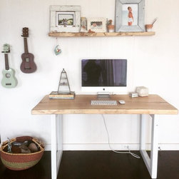 Live edge Desk - Desks And Hutches