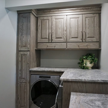 Timberbuilt Rustic Laundry room